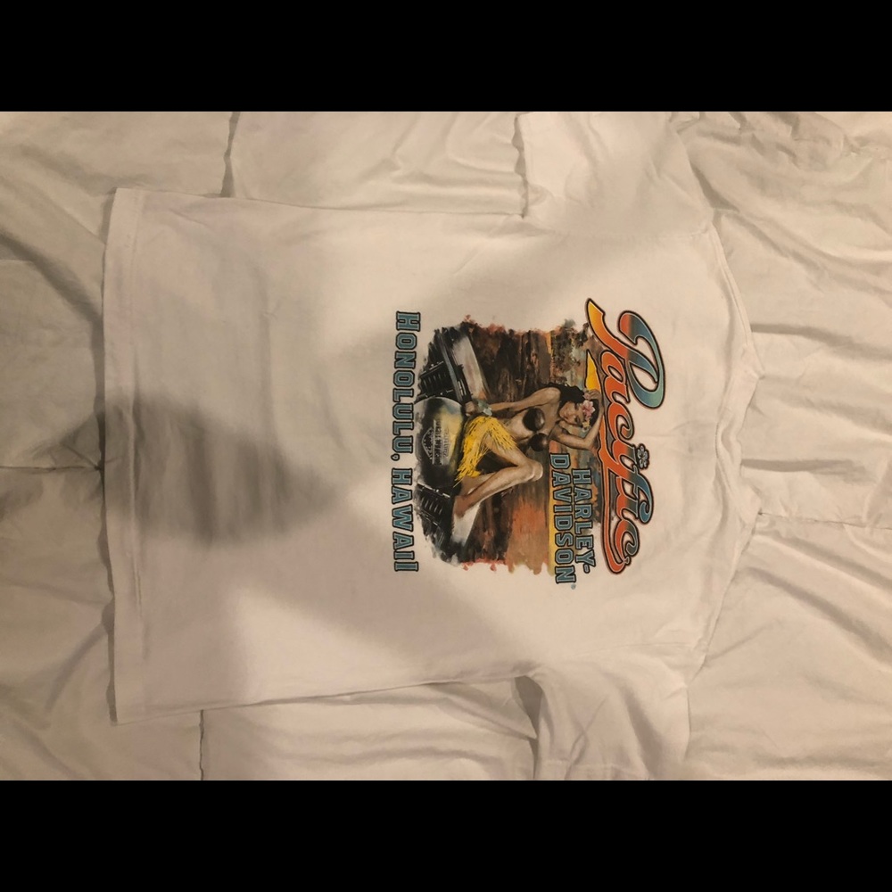 Licensed Harley Davidson Men’s T-Shirt Honolulu